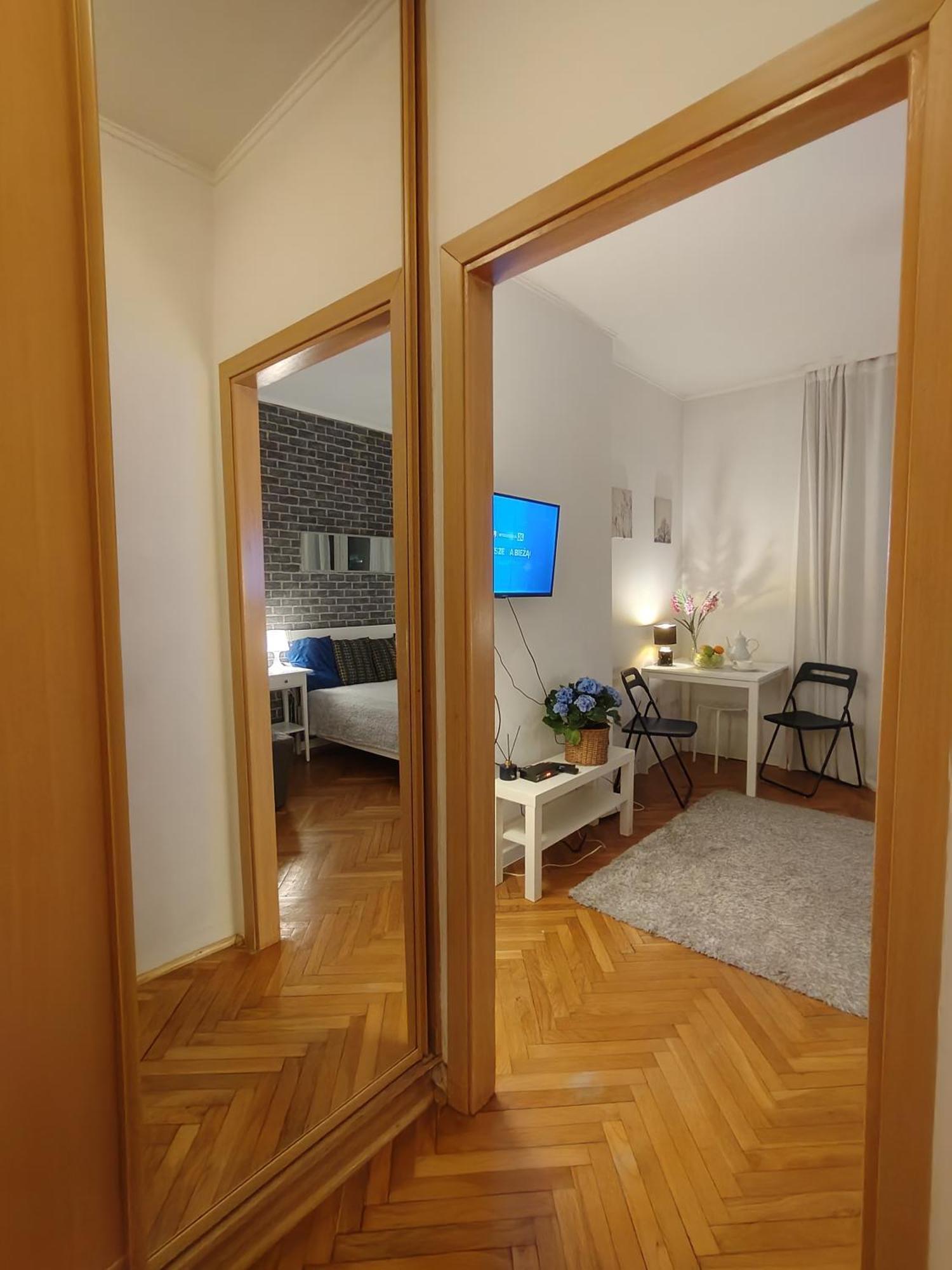 Central Studio Apartments Варшава Экстерьер фото